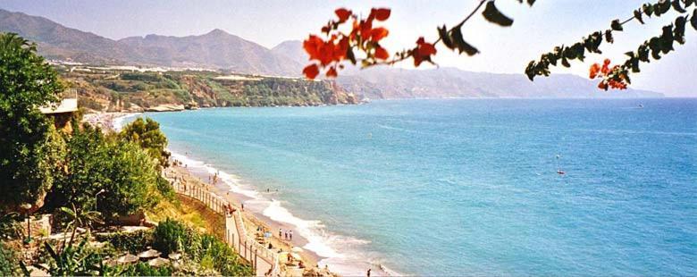 شقة Nerja 1ª Linea De Playa De Burriana , Terraza Grande Al Mar المظهر الخارجي الصورة